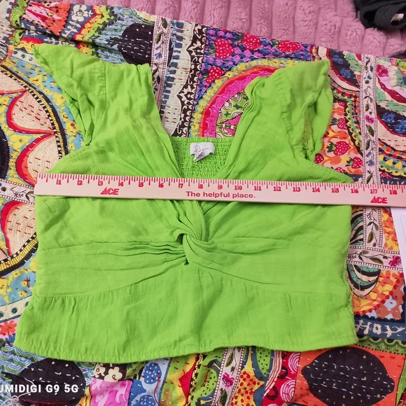 Lime Twist Front Blouse - Picture 7 of 8
